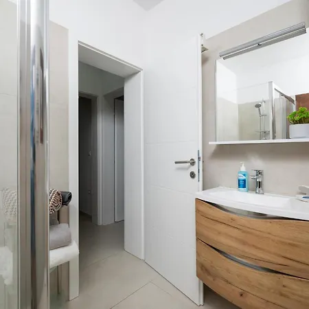 Awesome In With Kitchen