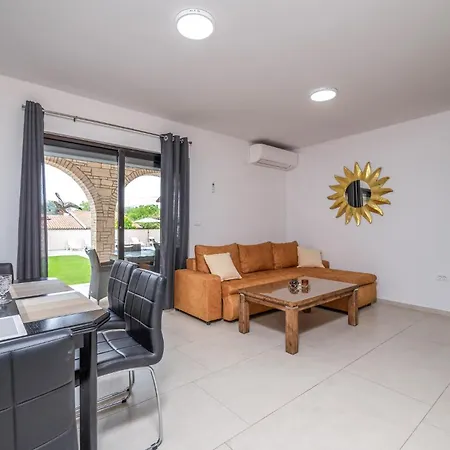 Διαμέρισμα Awesome In With Kitchen *